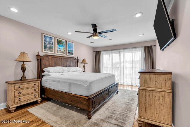 Building Photo - 18 Cotswold Cir