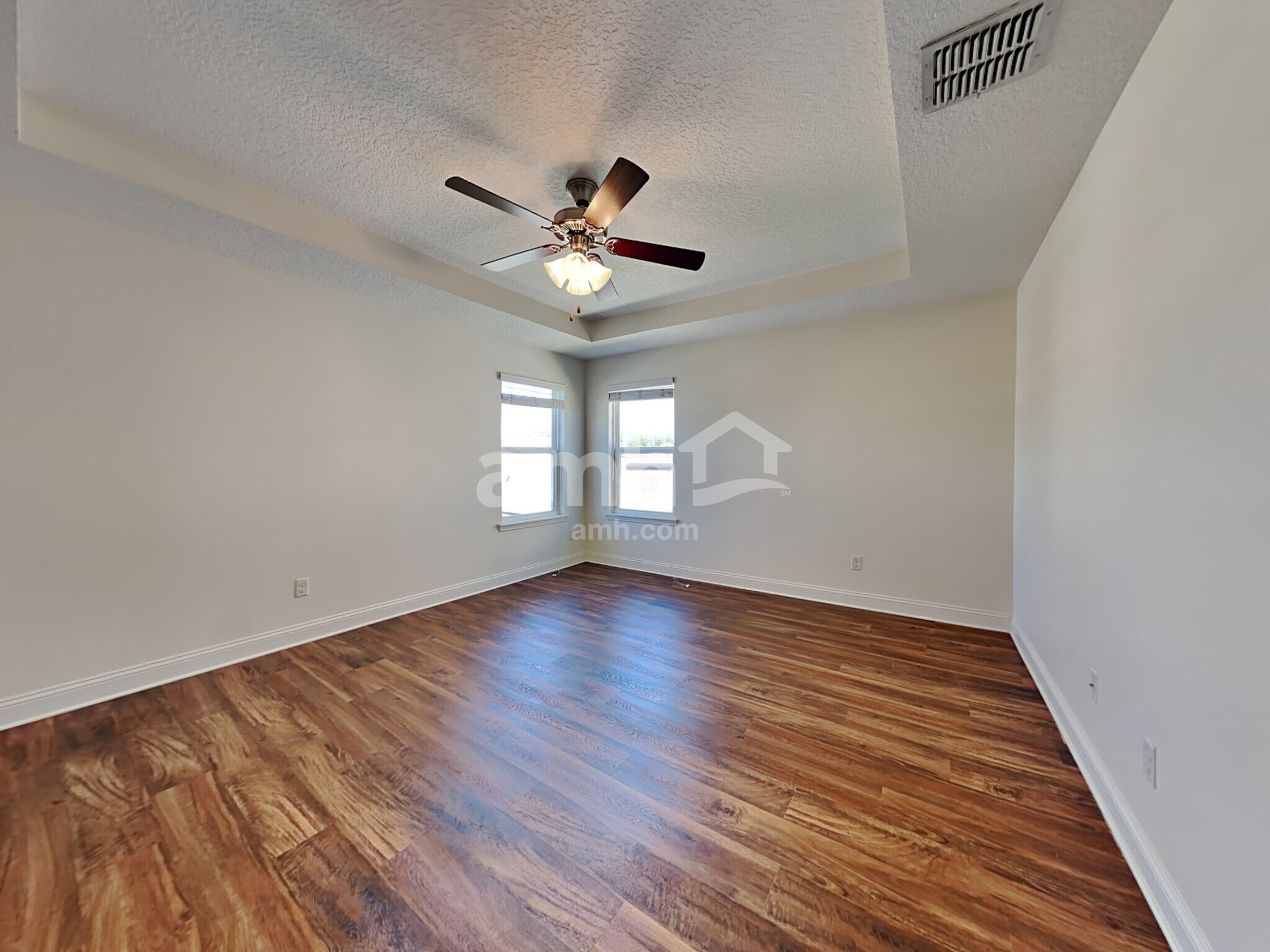 Building Photo - 730 Celebration Lane