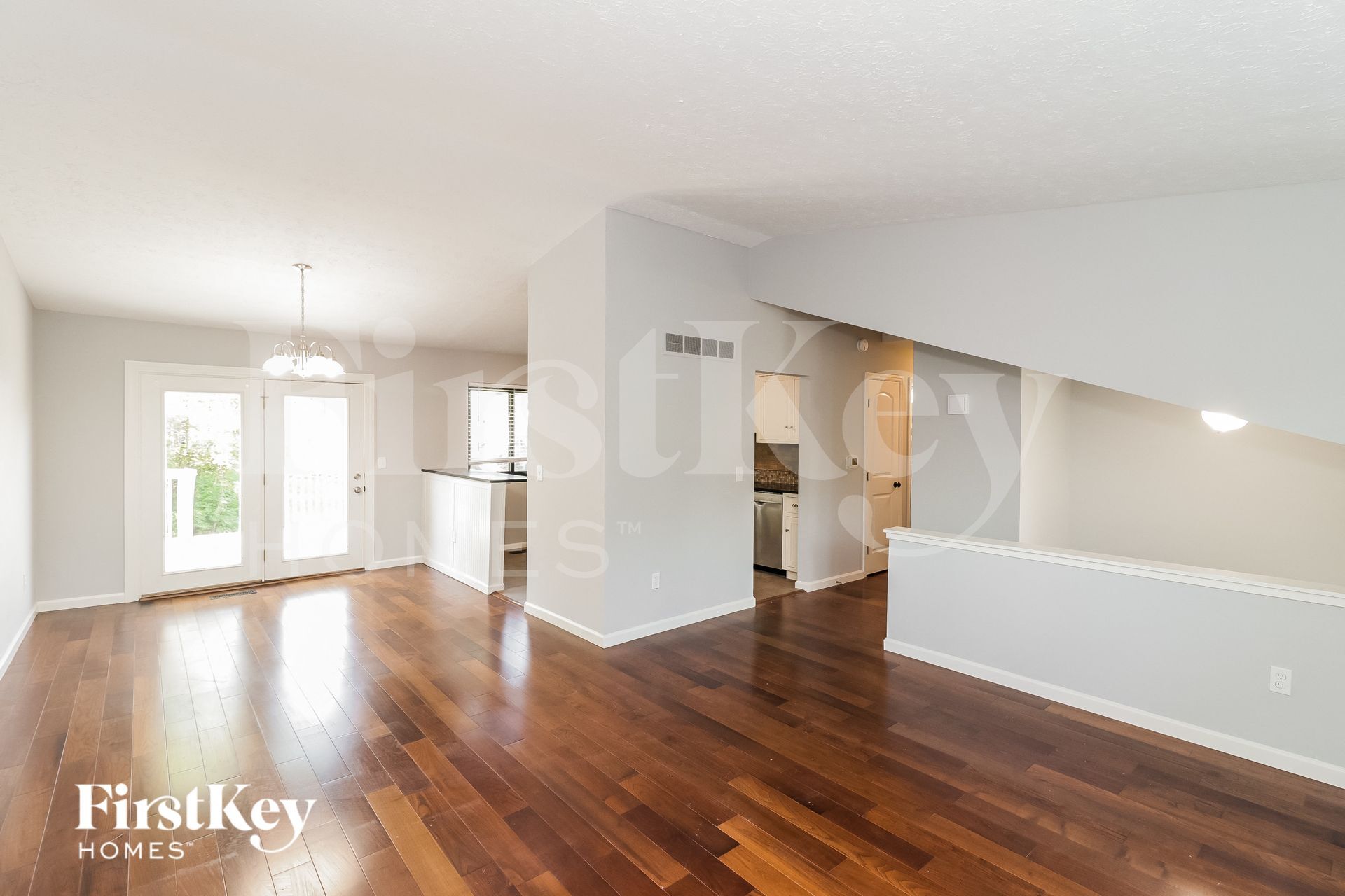 Building Photo - 5571 Creekwood Cir