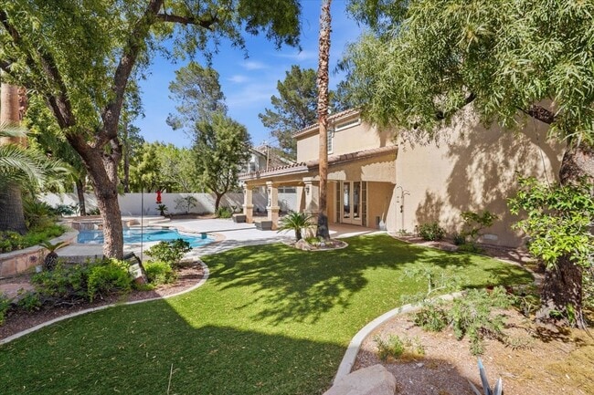 Building Photo - 1201 Palmares Ct