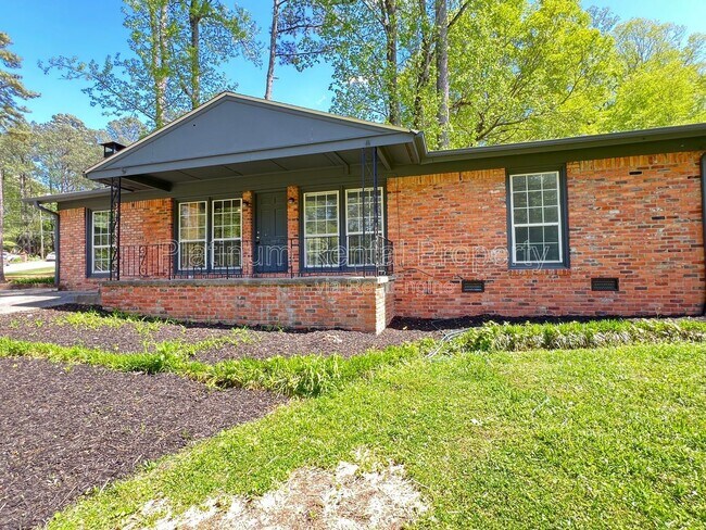 Building Photo - 2170 Beech Valley Dr