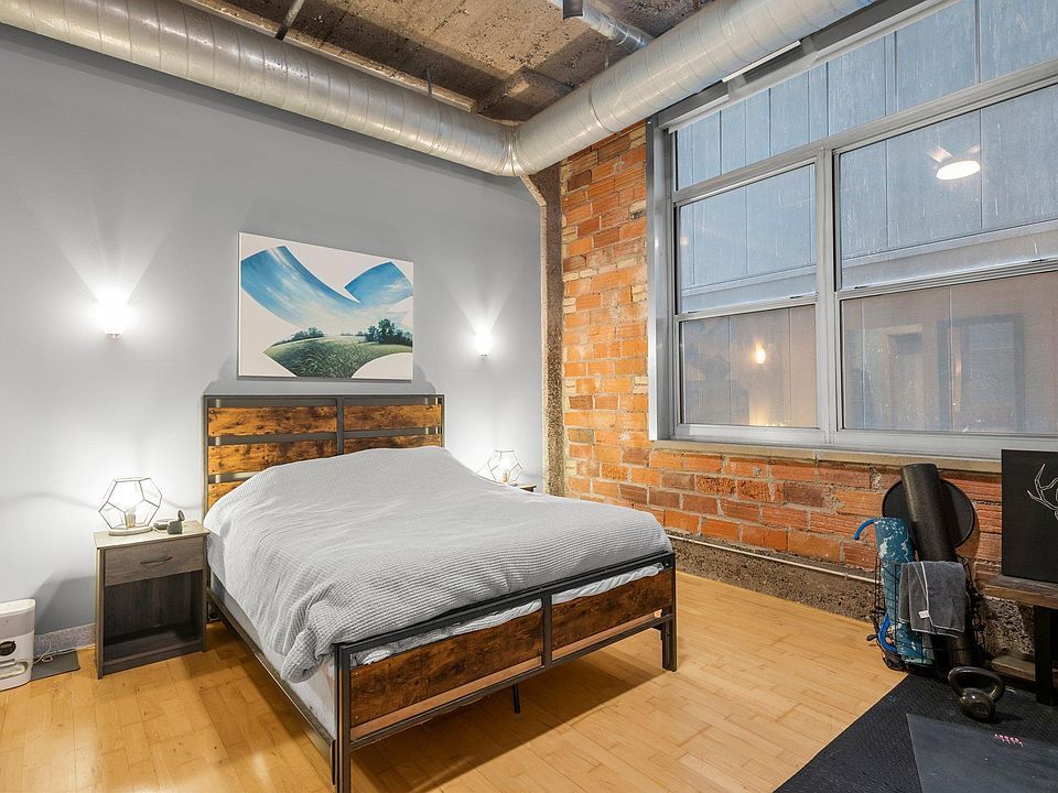 Building Photo - 521 S 7th St