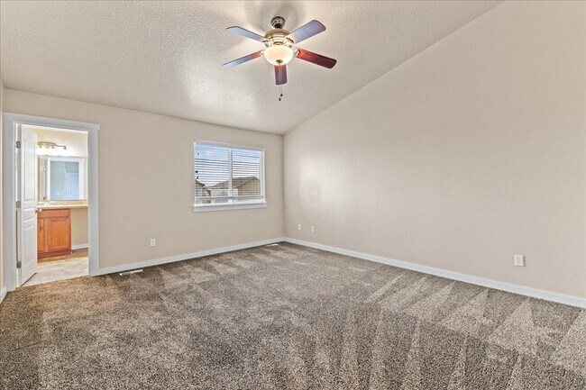 Building Photo - 115 W Lava Falls Dr