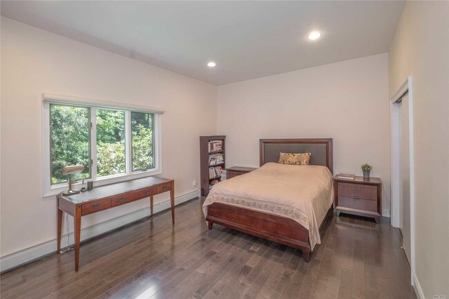 Building Photo - 38 Valley Rd