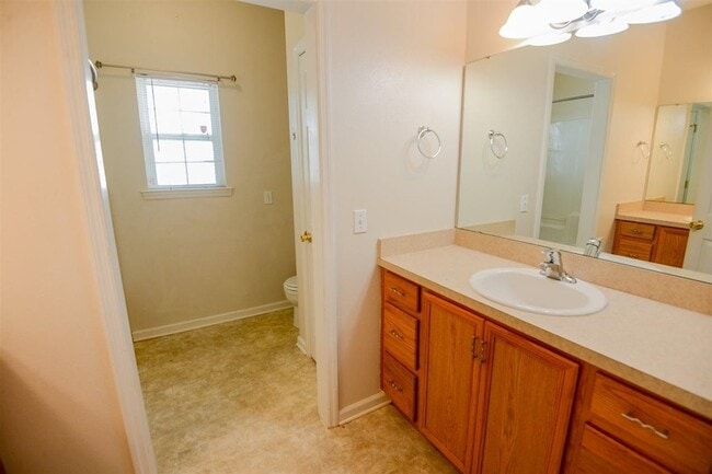 Building Photo - 2116 Bullocks Run Rd