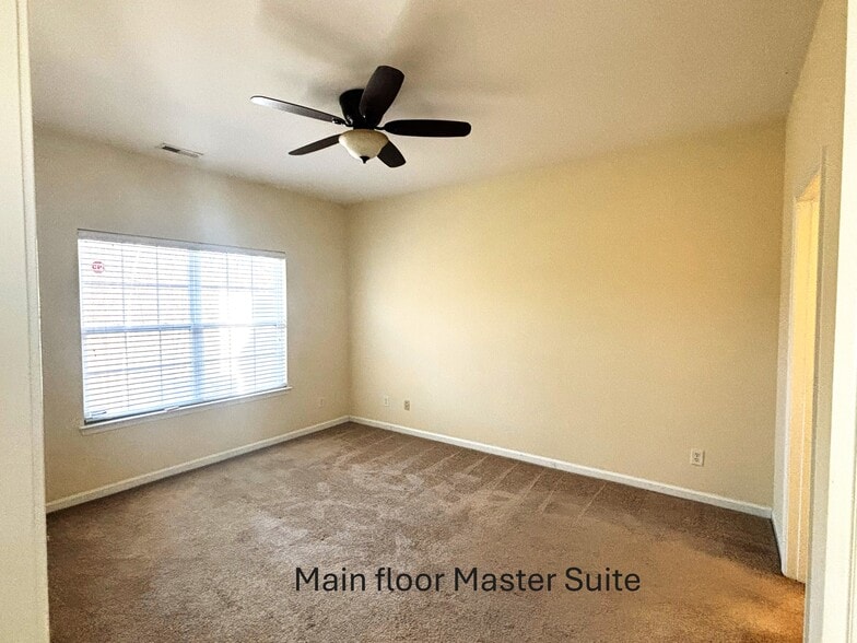 Building Photo - 11619 Stockdale Ct