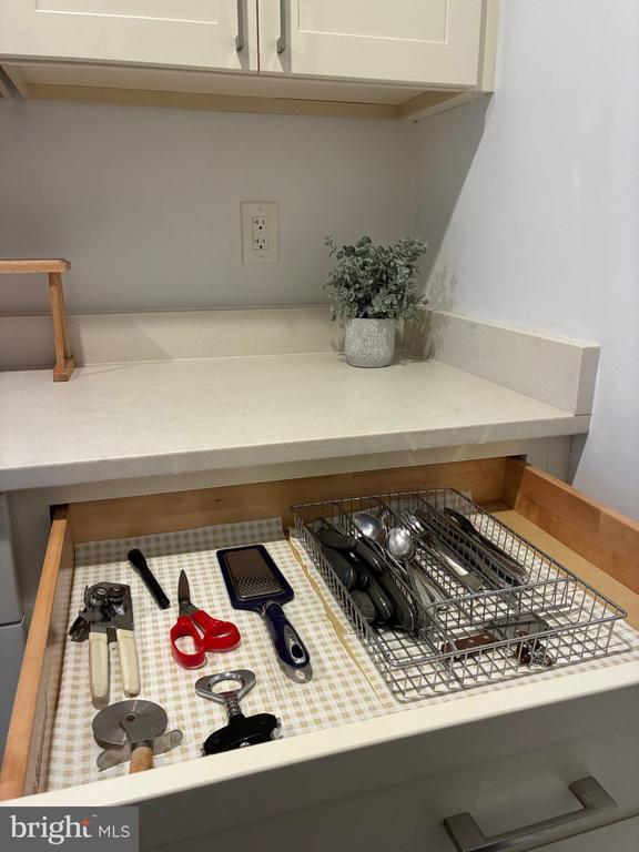 Building Photo - 10232 Rockville Pike