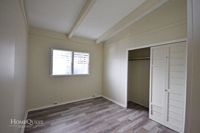 Building Photo - Kaneohe Charm -- 3 bed 1.5 bath SFH -- $3500/mo