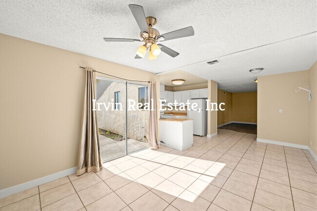 Building Photo - 3 Bedrom and 2  bath Single story homein a cl-de-sac