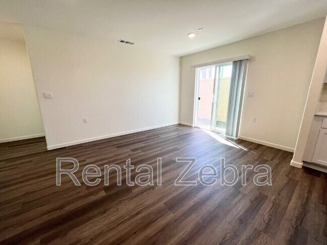 Building Photo - 4075 Cinnabar Ct