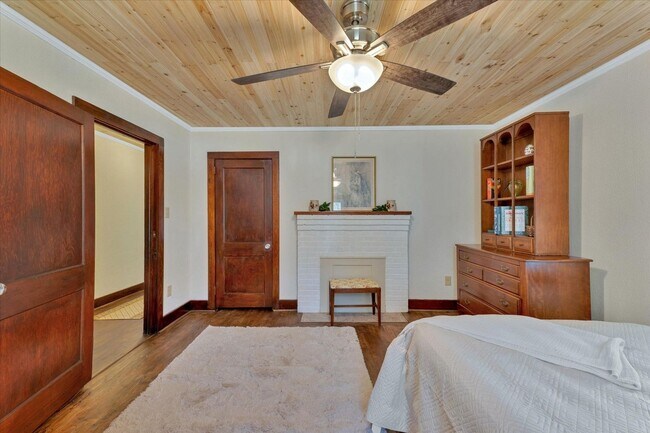 Building Photo - 3204 Ray Owens Rd