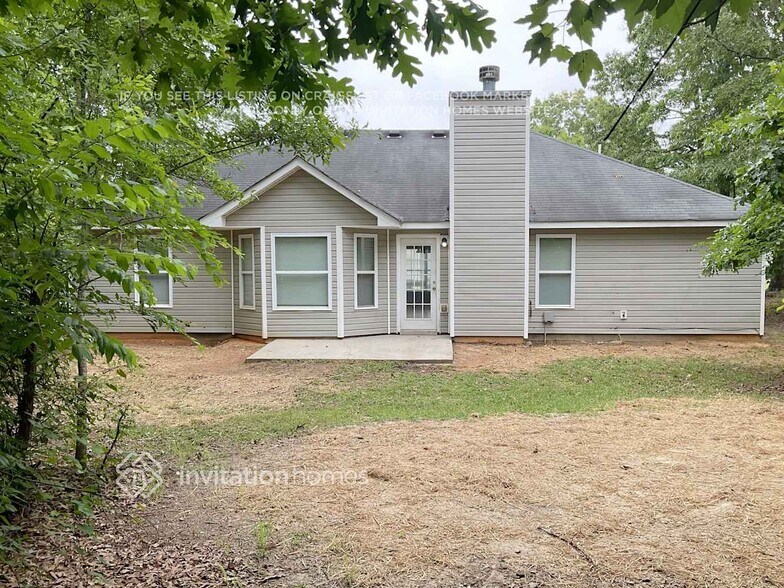 Building Photo - 181 Edison Dr