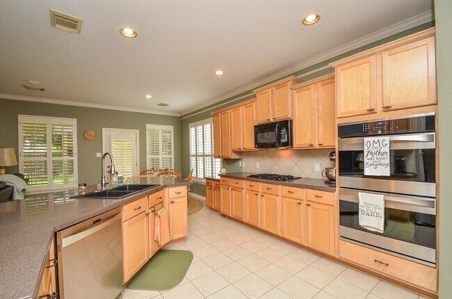 Building Photo - 3222 Twinmont Ln