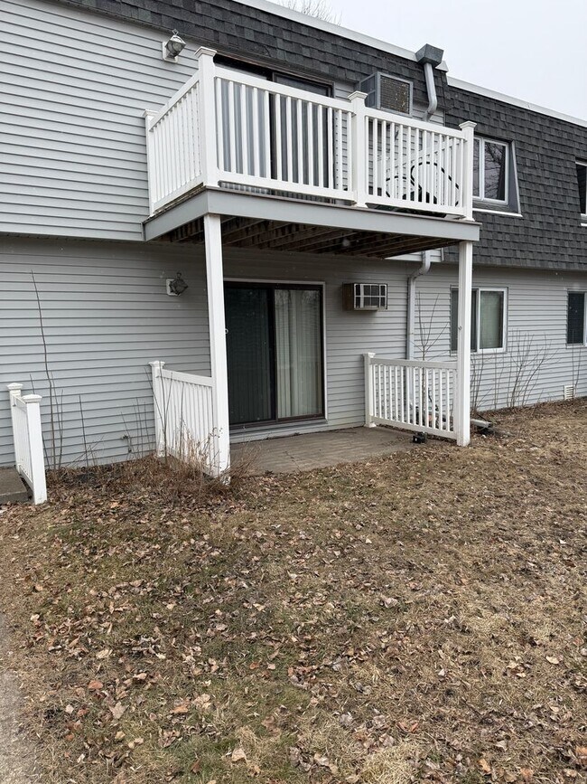 Building Photo - Charming 2-Bedroom, 1-Bath with Garage