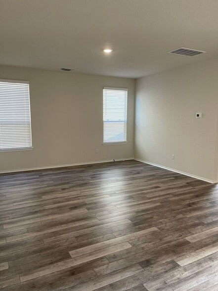 Building Photo - 161 Prairie Falcon Wy