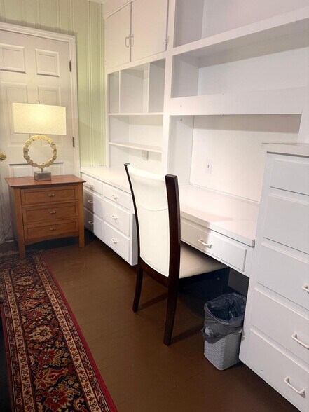 Building Photo - 5326 Main St