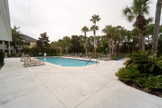 Building Photo - 101 Laurel Wood Way