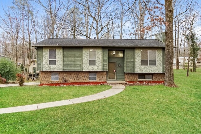 Building Photo - 3211 Edenburg Dr