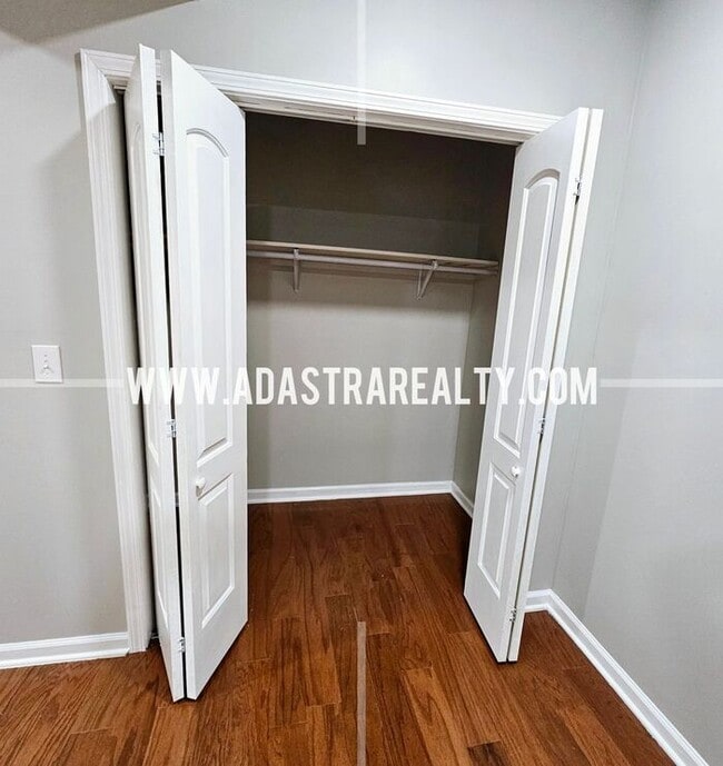 Building Photo - Fabulous Ranch Home in Liberty-Avaialable in MARCH!!