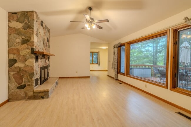 Building Photo - 3332 Tibbets Dr