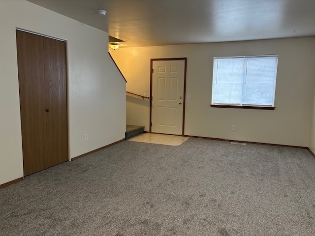 Building Photo - Duplex with detached garage