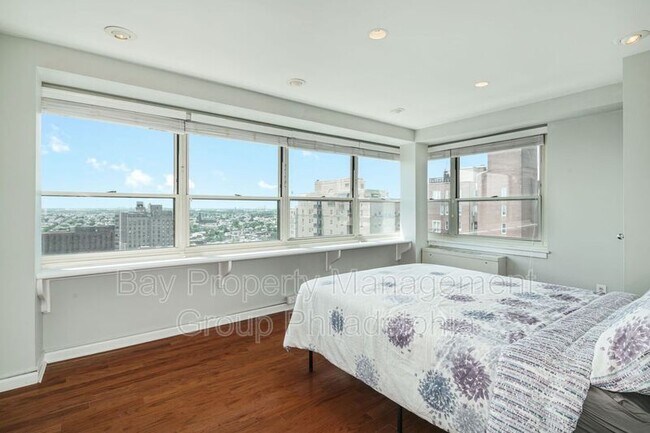 Building Photo - 1810 Rittenhouse Square