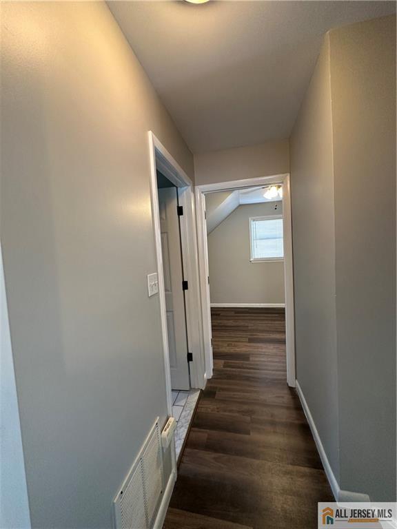 Building Photo - 16 Albourne St