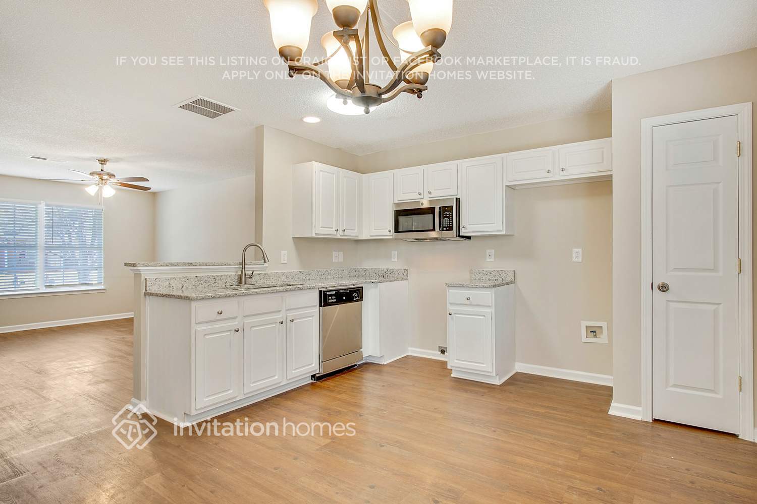 Building Photo - 263 Coral Cir