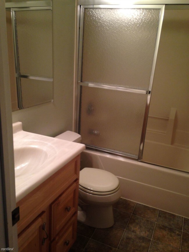 Building Photo - 3 br, 2 bath House - 4401 Dryden Rd Cozy C...