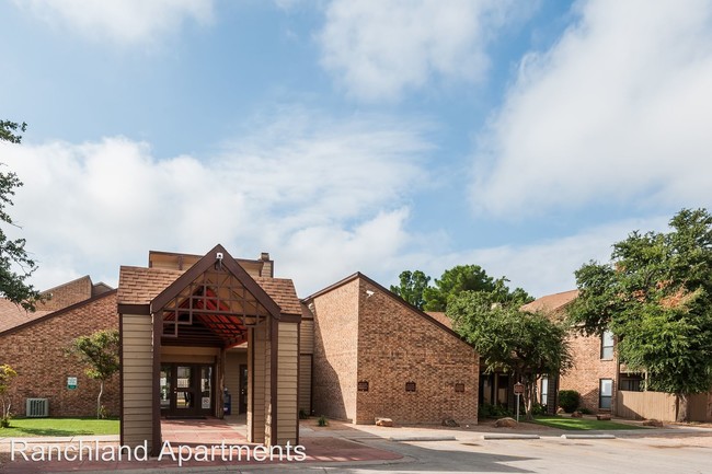 Building Photo - 2 br, 2 bath Apartment - 1212 E. Wadley Ave