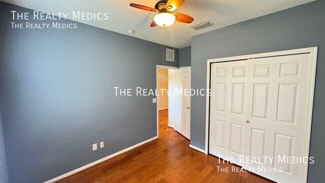 Building Photo - 626 Fern Lake Dr