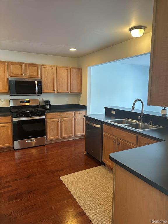 Building Photo - 149 S Vista