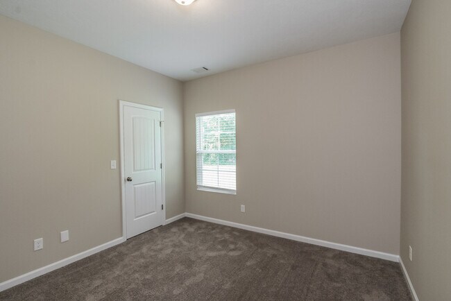 Building Photo - Beautiful 3 Bedroom Home in Thomson, GA!