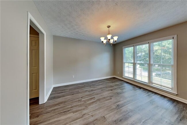 Building Photo - 312 Sterling Trail