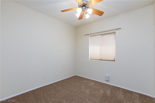Building Photo - 2598 Highland Cliff Dr