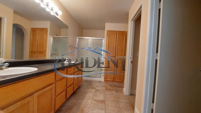 Building Photo - This is a large 4 bedroom, 3 bath SOLAR house with a bonus room upstairs