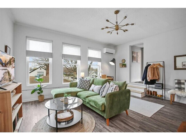 Building Photo - 4405 N Morgan Ave