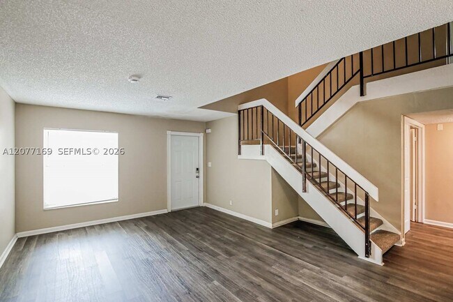 Building Photo - 1220 NW 89th Dr