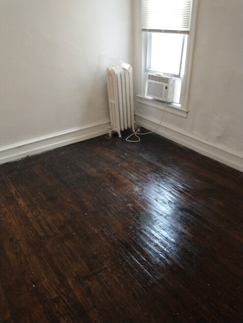 Building Photo - 874 Granite St