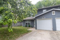 Building Photo - 4620 W Bainbridge Dr