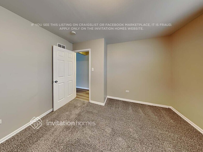 Building Photo - 17379 Oleander Ave