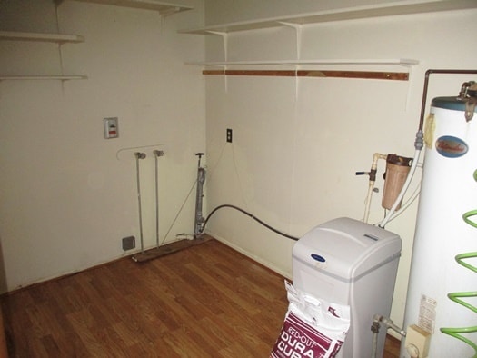 Building Photo - 7412 Township Road 269