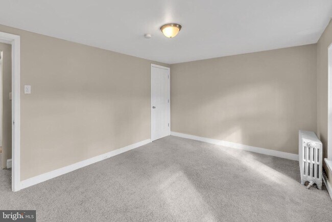 Building Photo - 4413 Baker St