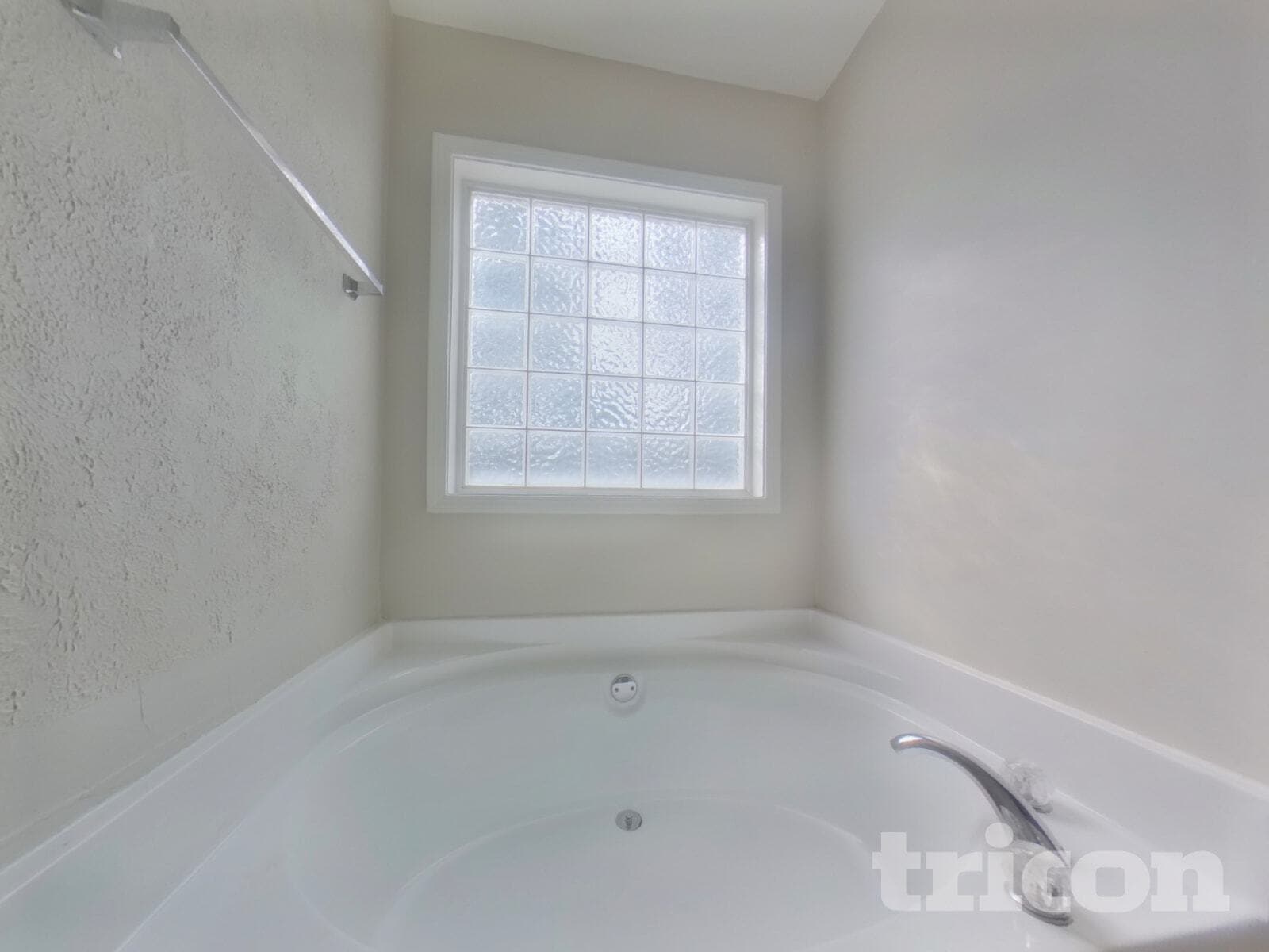 Building Photo - 162 Whetstone Way