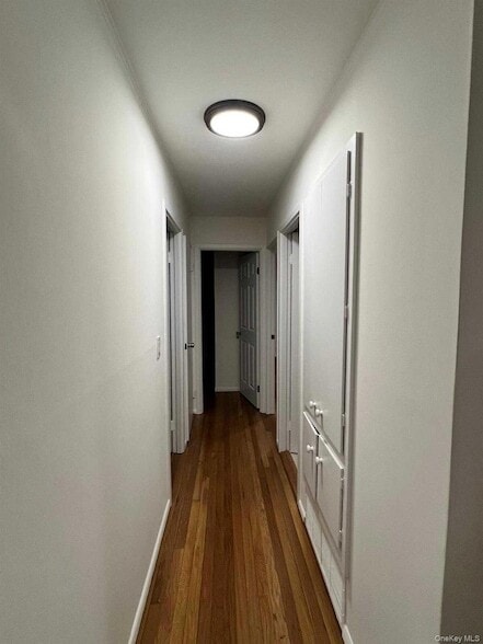 Building Photo - 5 Birch Ct