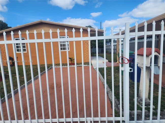 Primary Photo - 4447 NW 169th Terrace