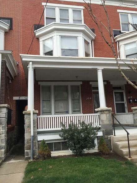 Building Photo - 104 Ruby St