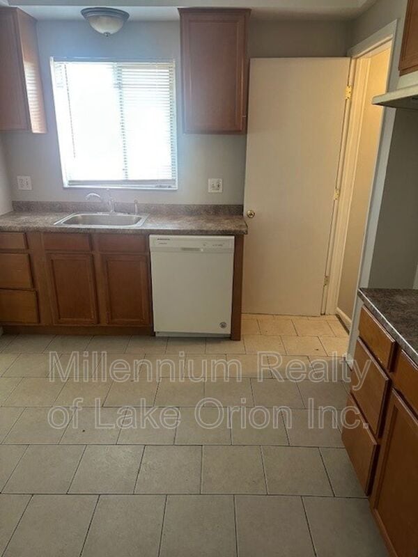 Building Photo - 19288 Lahser Rd