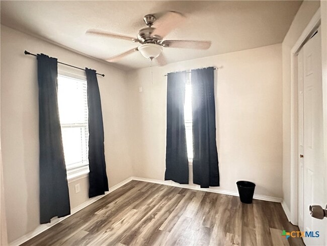 Building Photo - 511 McKie St