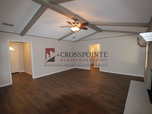 Building Photo - Charming 3 Bedroom in Whitehouse!